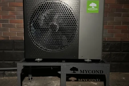 Landhaus mit Mycond Split Wärmepumpen BeeHeat MHS-U12BH