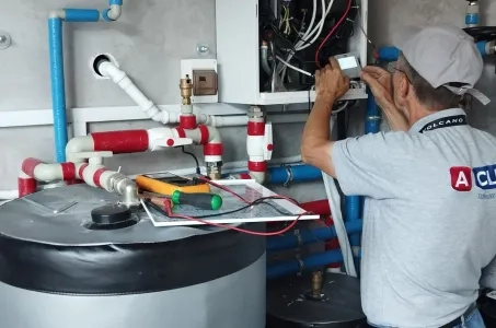 Einfamilienhaus mit Mycond Split Wärmepumpen der BeeHeat Serie